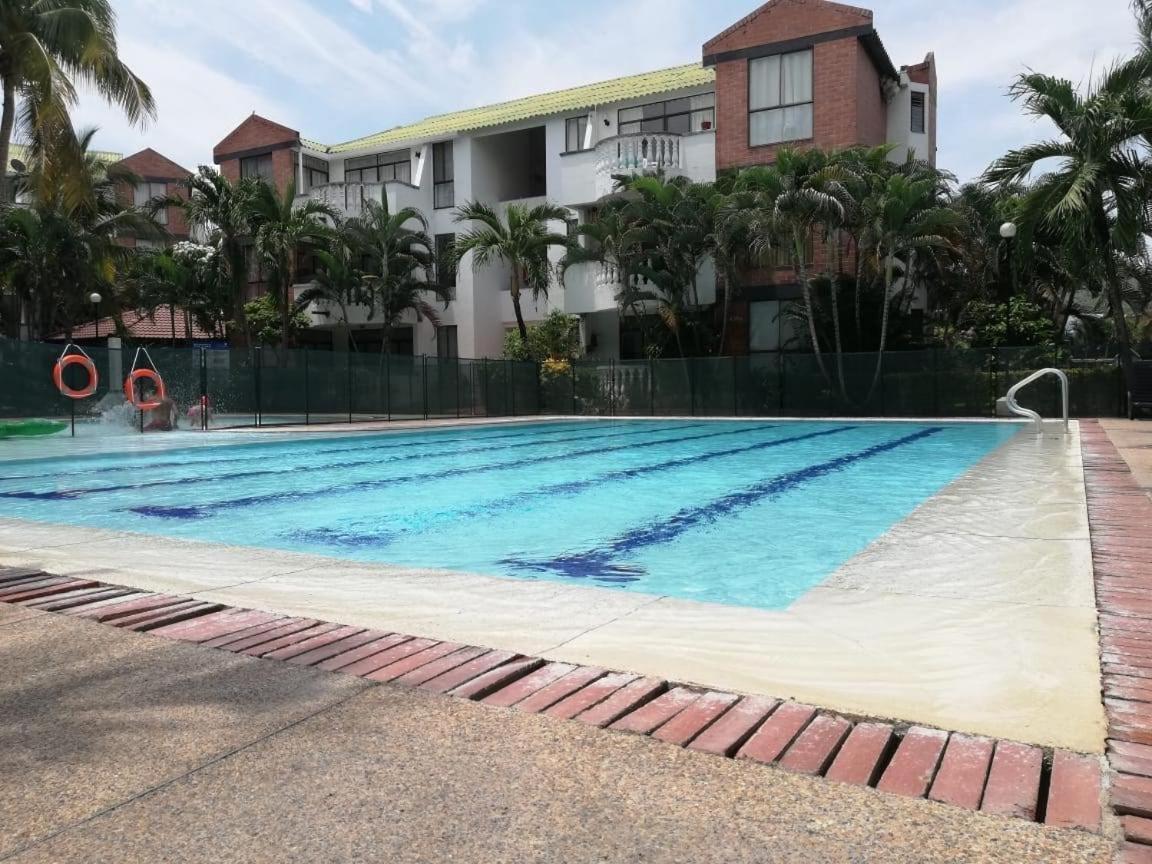 Acogedor Apartamento חירארדוט מראה חיצוני תמונה